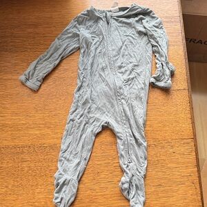 Kate Quinn Light Gray/sage Green Kids Footie, 6-9m